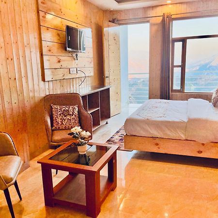 Hotel Classic Crown - #Scenic Mountain View #Open Terrace #Parking #Premium Rooms With Balcony #Guest Preferred #Best Selling Hotel In Mussoorie Exterior photo