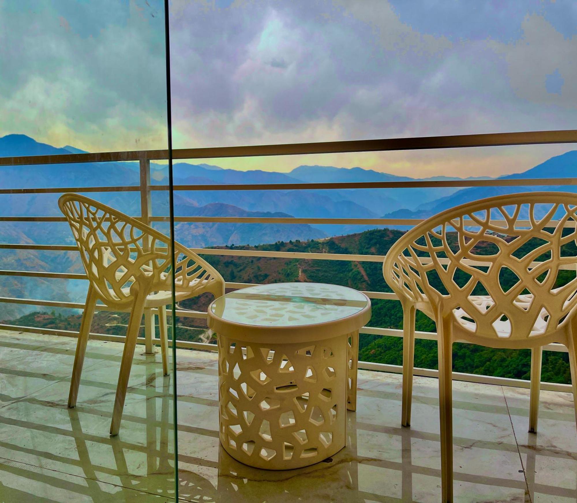 Hotel Classic Crown - #Scenic Mountain View #Open Terrace #Parking #Premium Rooms With Balcony #Guest Preferred #Best Selling Hotel In Mussoorie Exterior photo